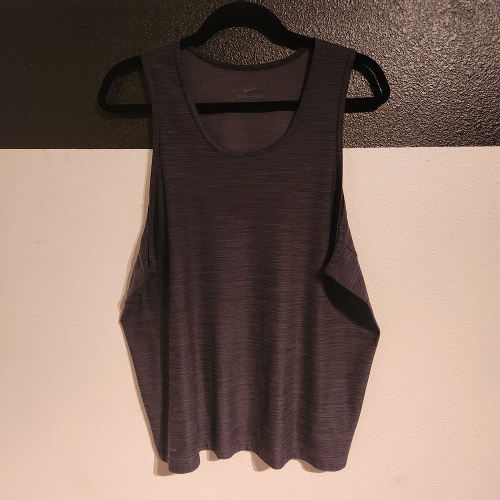 Nike Men's Gray Tank Top Size L
